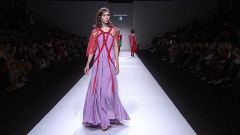 红色配紫色好看吗图片,探寻红色与紫色的绝美搭配